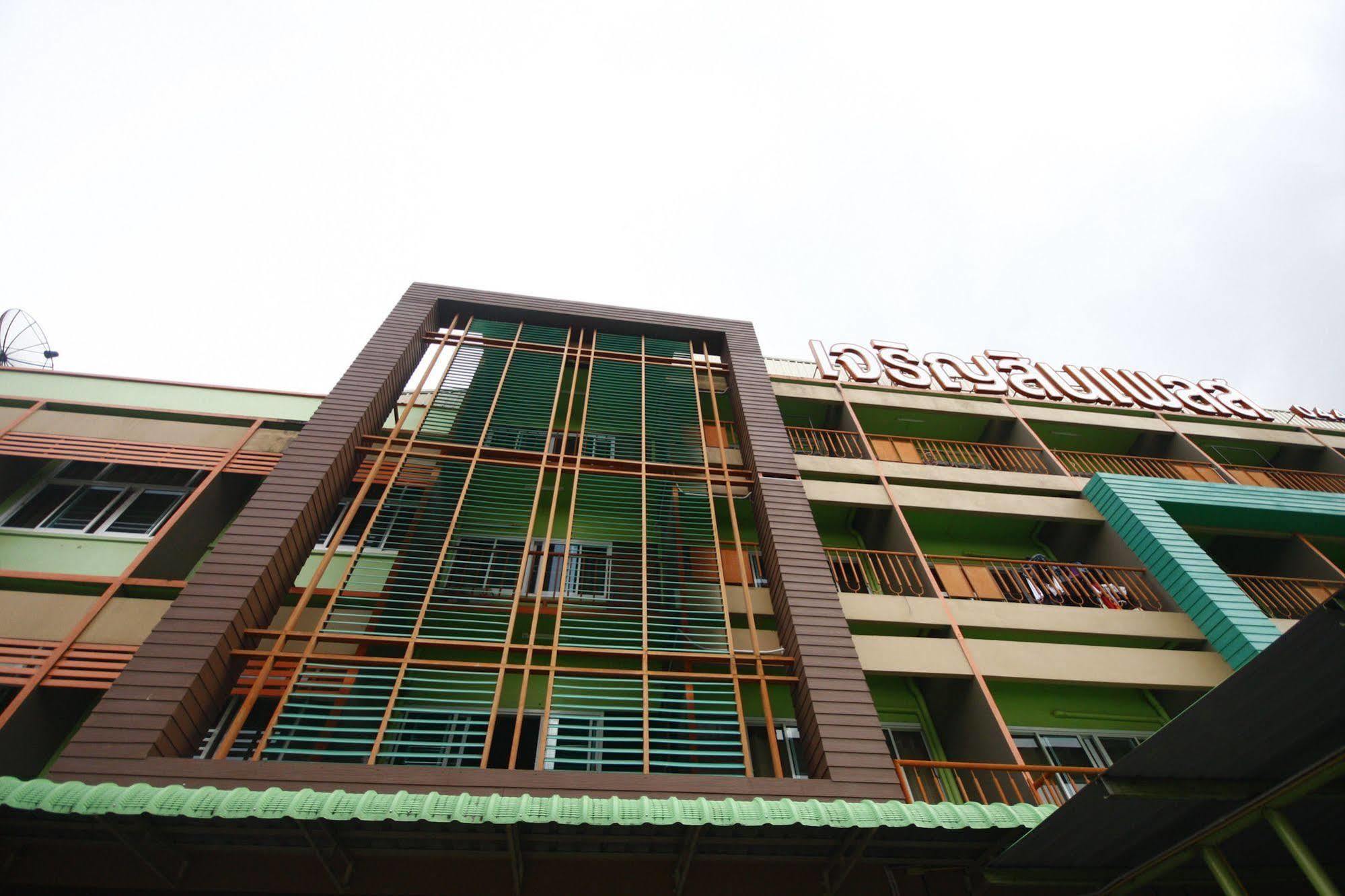 Jaroensin Place Buriram Exterior photo